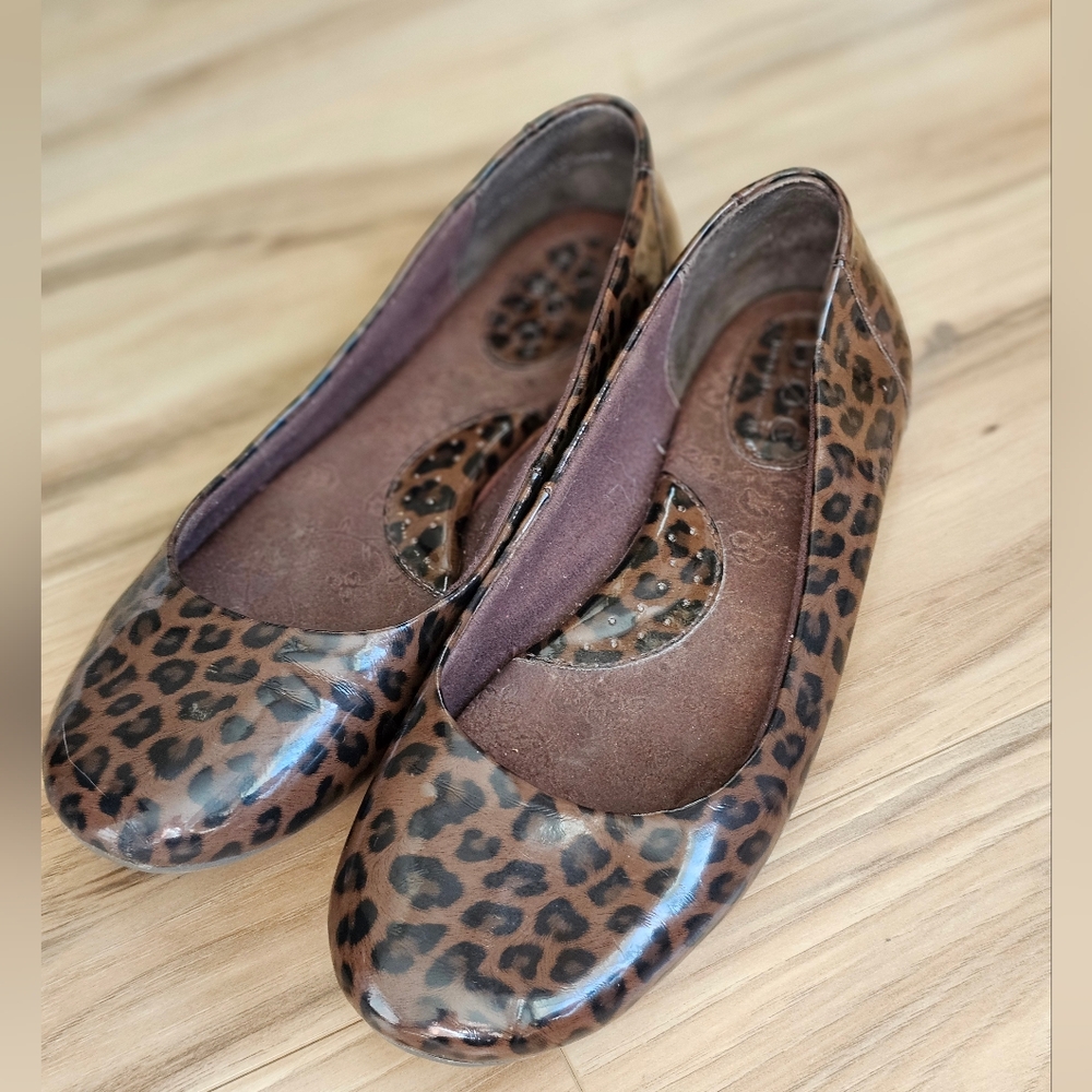 Brown Leopard Print Flats with Glossy Finish b.o.c. By BORN  Womens Size 8